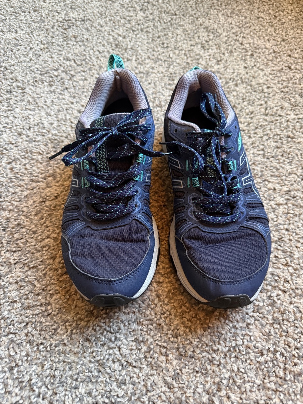 Asics Sneakers, Size 6 - Picture 10 of 16